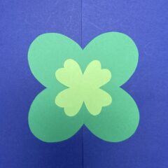 春の壁面飾り　四葉のクローバーの作り方