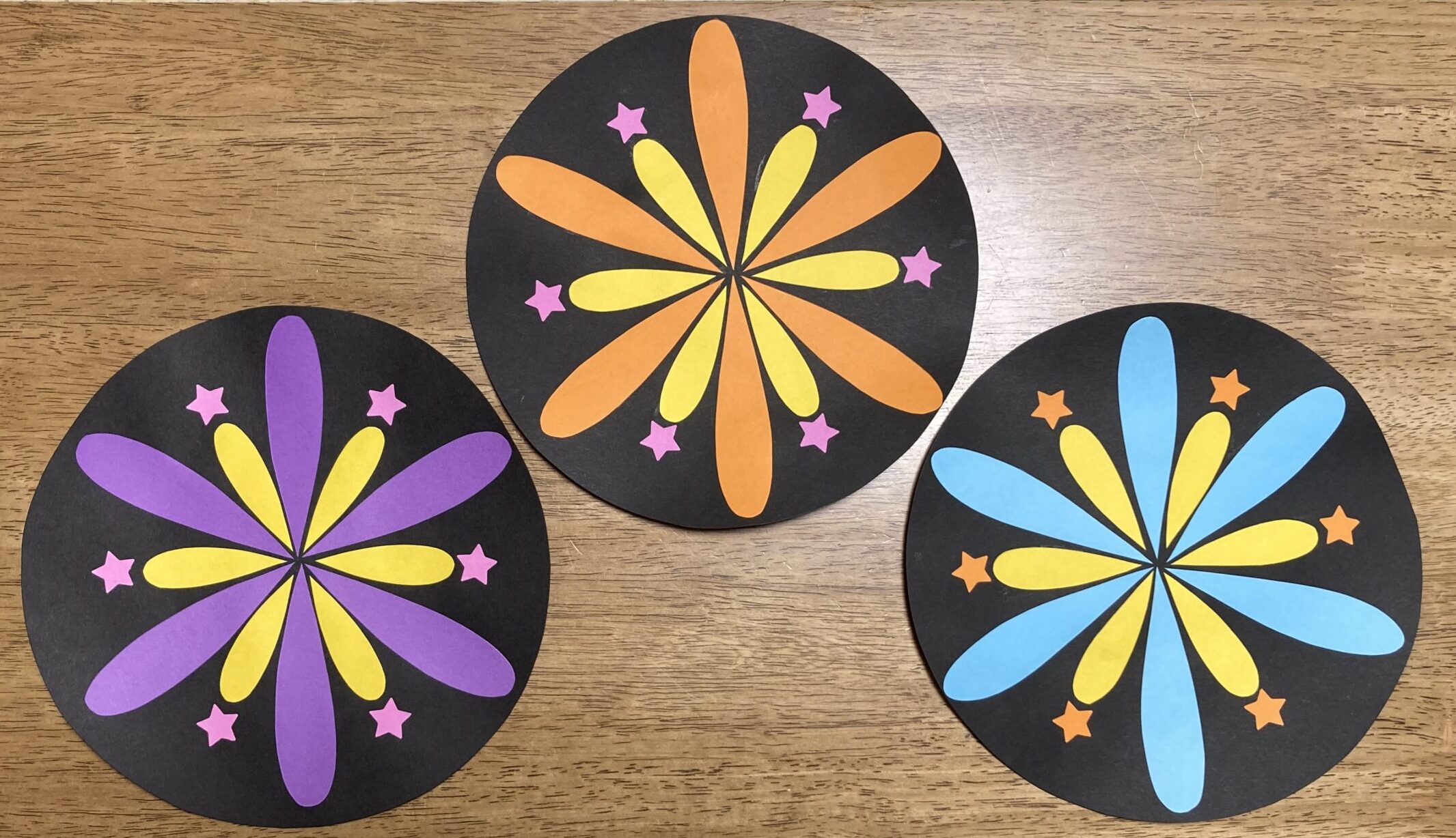 花火の壁面飾り